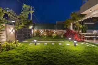 The Sapphire Garden Villa by StayJade Pool 3BHK - 8