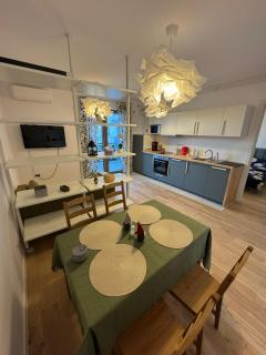 Central monarch 1 P&P Residence - 1