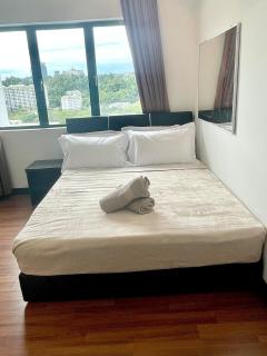 Likas Square Serviced Apartment - Seaview with 3bedrooms for 9pax by Kocy Homestay - 1