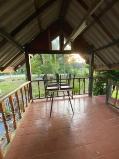 บ้านเพื่อนโฮมสเตย์ เขาพนม Friend House Homestay - 1