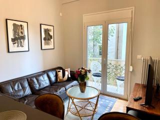 Charming Acropolis Flat with stunning Roof Terrace - 1