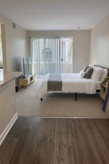 Marina Del Rey Beach Retreat w Hot Tub, Billiards & Grill - 1