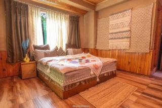 Khwaabgaah-A Boutique Homestay & Cafe - Tirthan Valley - 1