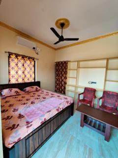 Balaji Homestay Hampi - 4