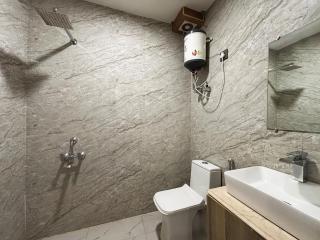 Hotel Lotus Arc NEAR IGI AIRPORT - 2