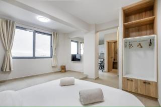 M&H and their friends A - 4