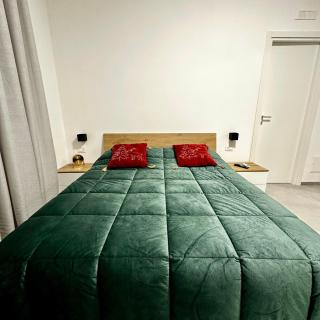 Urban Travelers Apartments - 8