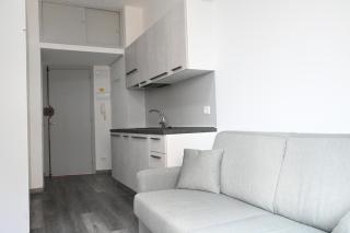 F007 - Fano, monolocale fronte mare in residence con piscina - 8