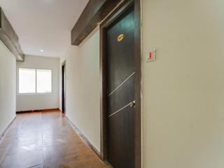 Super Collection O PNR COMFORT KHAIRATABAD - 6