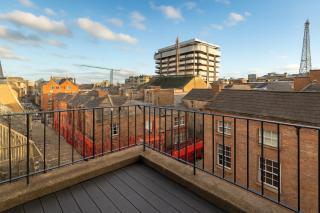 3 Bed Apartment Temple Bar, Dublin City Center - 5