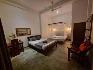 Danu Surf House Hiriketiya - 6