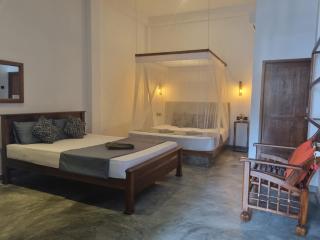 Danu Surf House Hiriketiya - 9