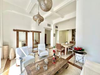 By Calamari Homes - Ayos 206 - Walled City - 5