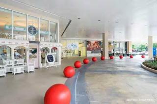 1 BR Makati JAZZ Condo WIFI Netflix Pool Balcony - 2