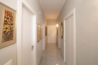 Five Apartment B&B - 1