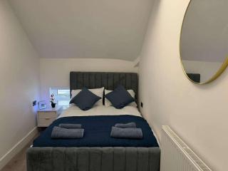 Cardiff Central Gem - 2 Bed Apartment - 3