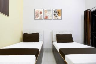 Super Hotel O Indian Hotel - 1