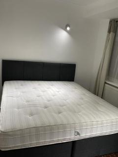 One Large Superkingsize Bedroom - 1