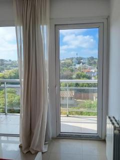 4 Dormitorios y 3 baños frente al mar con 2 cocheras - 3