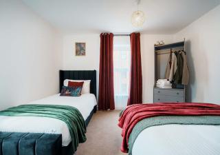 4 Bedroom House Leeds, Contractor Accommodation - Leeds - 5