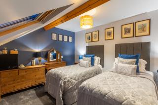 Brooklands 5 Star Guest House - 9