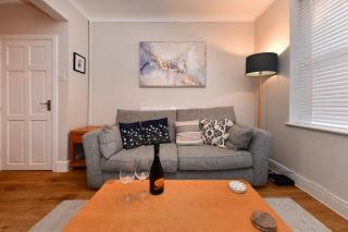 Stylish Canton House wGarden Easy City Access - Pass the Keys - 2