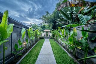 Oemah Ubud - Waterfall - Gianyar - 8