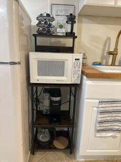 Elegant Garden Suite Minutes Walk to Union Market and NoMa Metro - 8