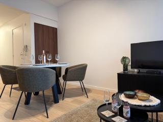 Sunny Corner 0001 - 7