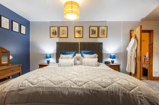 Brooklands 5 Star Guest House - 1