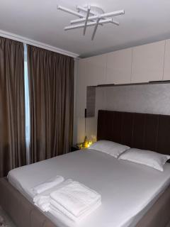 Central Apartment Christmas Market - 7