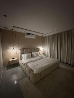 Modern 1BR Apartment Cozy & Bright - 6