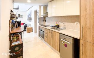 Ollystays Mangroovy 2 BR Beach and Pool Free access - 4