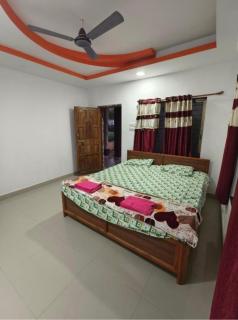 Divyesh Holiday Home - 2