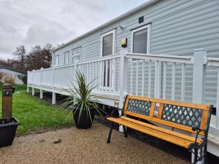 HARRIES LODGE QUAY WEST milkwood way - 7