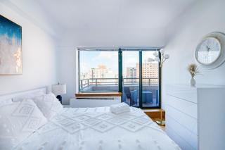 Sunny 3 BR 1 Bath Apt In Columbus Ave - 4