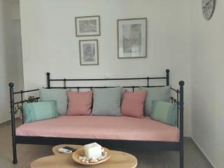 Dimitra's Pretty Apartment 4 klm away from Chora - 3