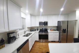 3-Bedroom Apt-9W2 20-Minuite To Downtown Boston - 2