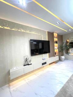 Modern 2BR Apt in Lekki Phase 1 - 4