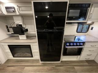 Beautiful elegant trailer with ocean views that are breathtaking - 5