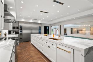 Luxury Villa Heated Indoor Pool - 3