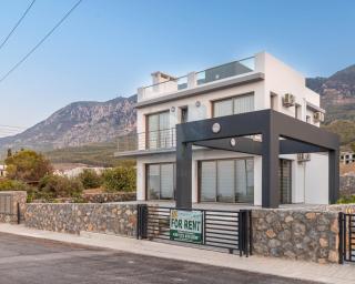 3 Bedroom modern villa where sun, sea and mountains meet ! - 1