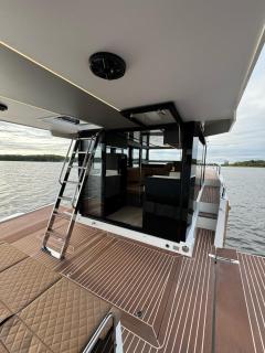 Yacht als Wohnung zu vermieten Hausboot direkt Tempelhofer Hafen - 1