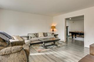 Hike, Ski and Game Spacious Poconos Home with Yard -  - 5