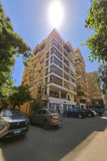 Furnished apartment in the finest areas of Mohandessin in Giza Governorate - 9