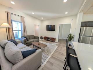 Modern Norwalk Retreat with 2 King Suites - 5