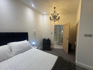 Spacious 2 bed Apt Liverpool City Centre - 8