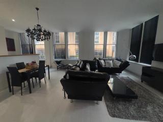 Spacious 2 bed Apt Liverpool City Centre - 2