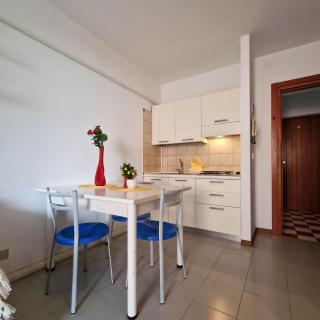 Comfortable apartment with a shared pool-Beahost - 3