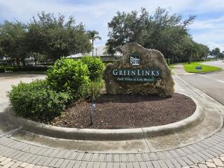 Lely GreenLinks Flamingo Golf Villa - 9